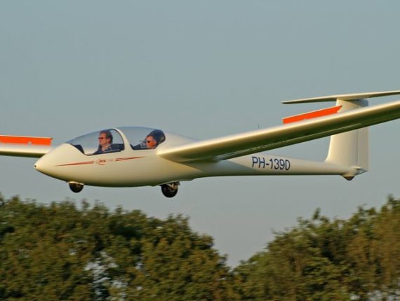 21-nistelrode opleiding zweefvliegen