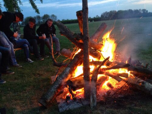 kampvuur vliegclub zweefvliegen kampvuur